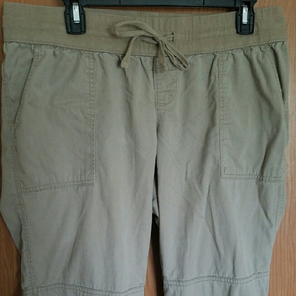 Old Navy Maternity Pants or Capris Drawstring