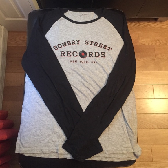 John Varvatos Tops - John Varvatos USA long sleeved jersey