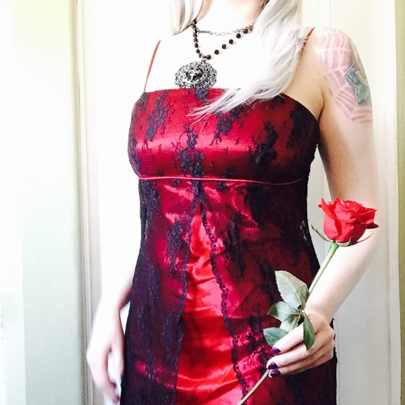 Debut maxi lace sleeveless evening dress size M