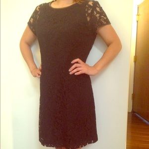 Lace Shift dress with leather piping detail