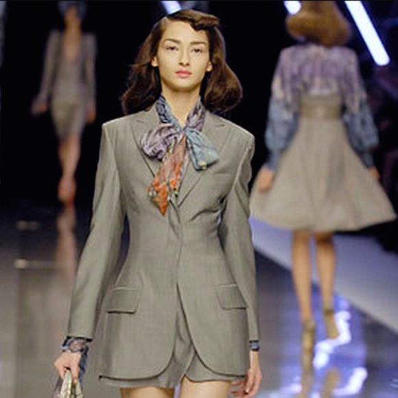 Alexander McQueen 2008 runway blouse with bow tie - Picture 2 of 4