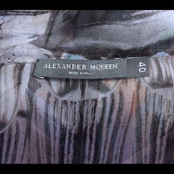 Alexander McQueen 2008 runway blouse with bow tie - Picture 4 of 4