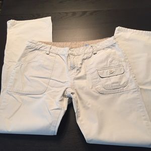 Old Navy women's khaki's. Zippers at bottom.