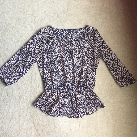 A forever 21 peplum waist shirt