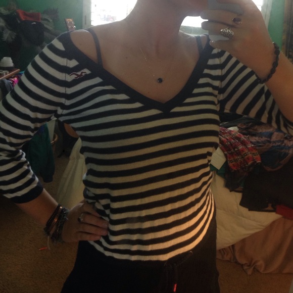 Hollister shirt