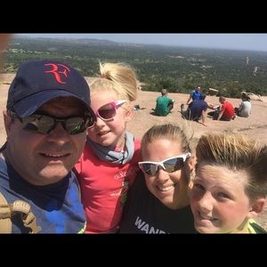 Meet your Posher, Becky