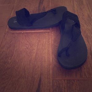 Sanuk Sandals