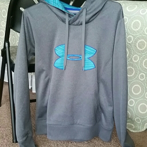 Under Armour Tops - Under Armour Hooded Sweatshirt