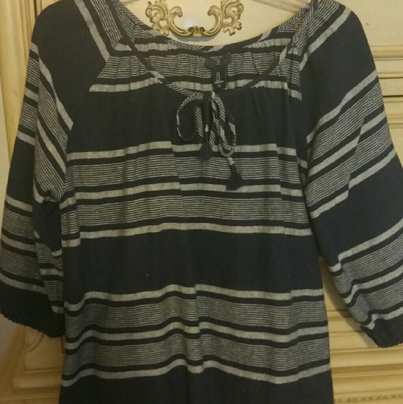Navy gap top - Picture 1 of 1