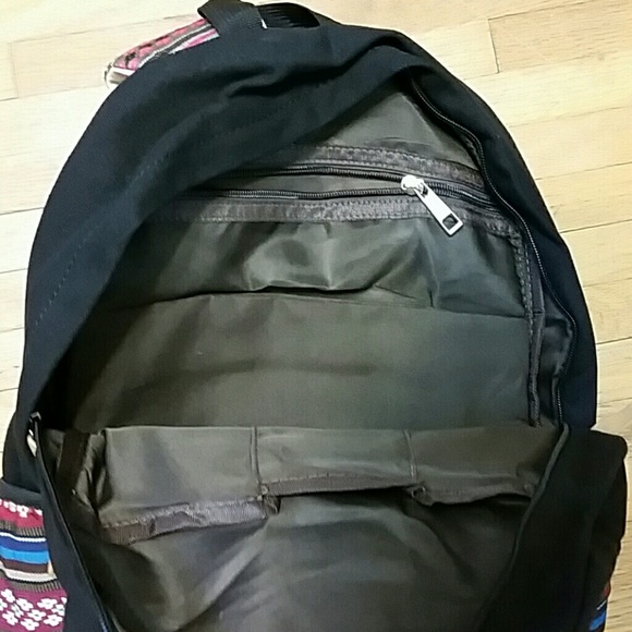 Backpack - Picture 2 of 3