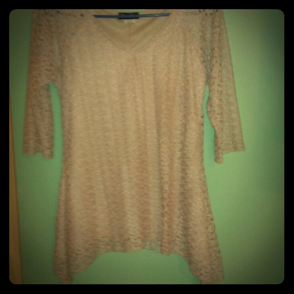 A DELICATE, CREAM LACE WITH A CAMISOLE BLOUSE - Picture 1 of 4