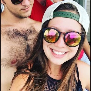 Meet your Posher, Jaclyn