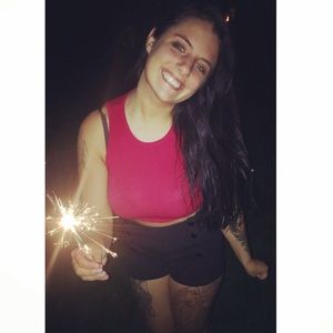 Meet your Posher, Brooke