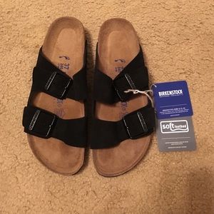 NWT Birkenstock softwood Arizona suede