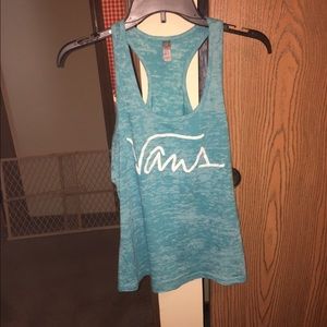 Vans tank