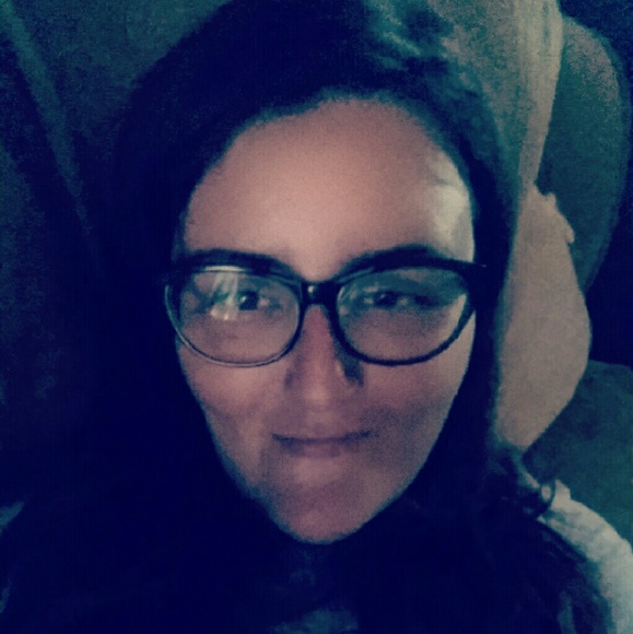 Meet your Posher, Stephanie - Picture 1 of 1