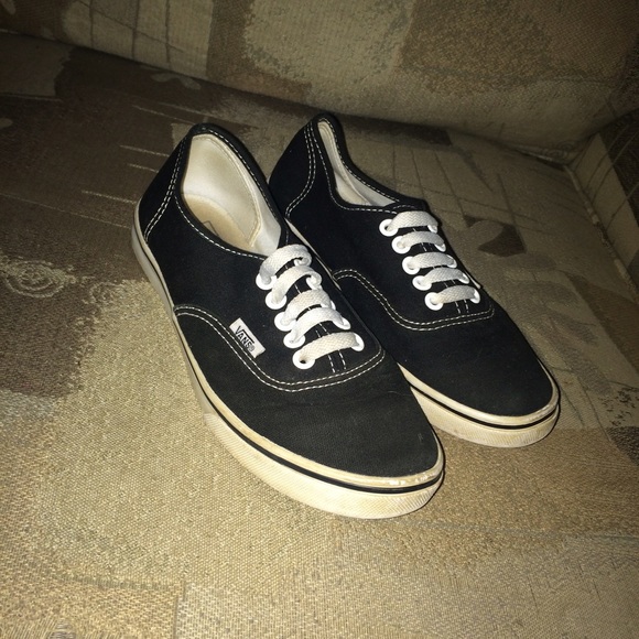 Black vans