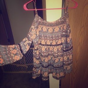 Cut out shoulder shirt