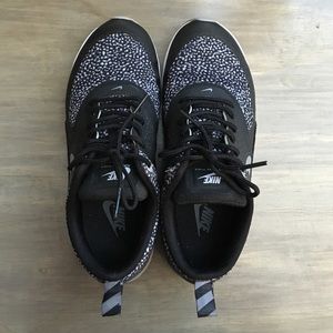 Nike Air Max Thea - Women's Size 6