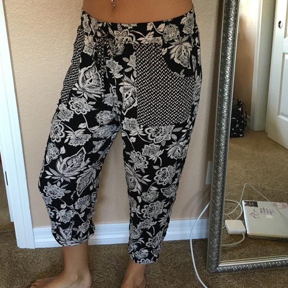 Black & White patterned gypsy pants