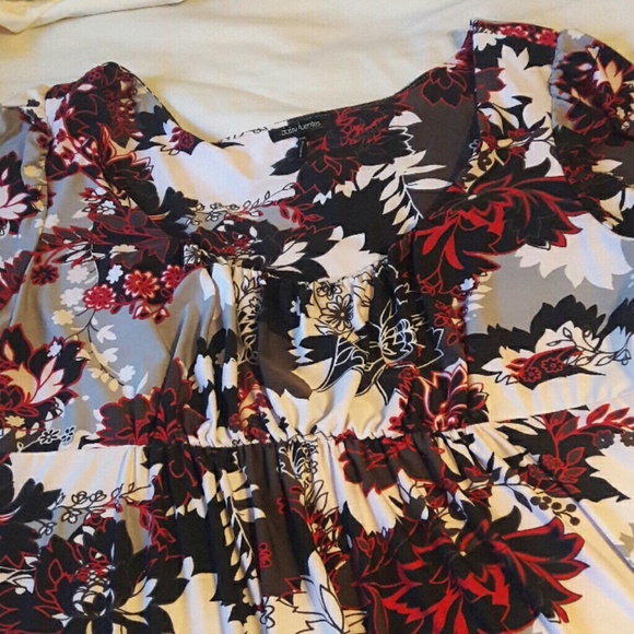 NWT DAISY FUENTES DRESS - Picture 2 of 3