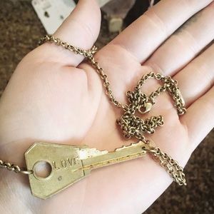 The giving keys necklace