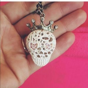 Betsey Johnson skull necklace