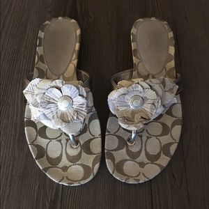 🌸Coach canvas flower sandals 🌸