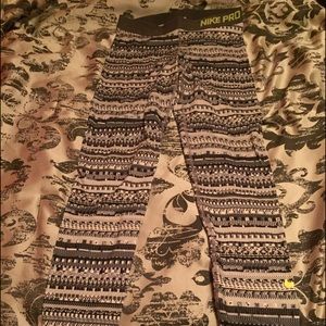 Nike hyperwarm leggings.