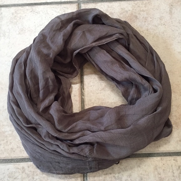 Tahari Infinity Scarf - Picture 2 of 3