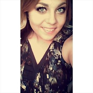 Meet your Posher, Deanna