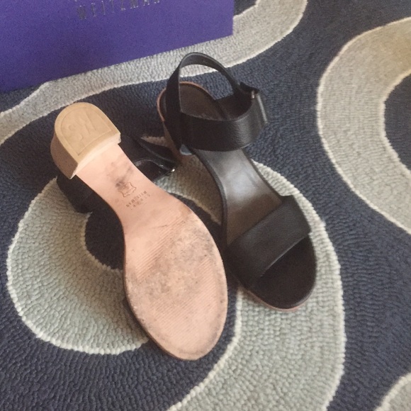 Black Stuart Weitzman sandals - Picture 3 of 3