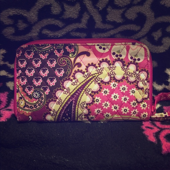 Vera Bradley Zip-Around Wallet Very Berry Paisley