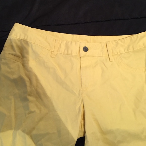 Light yellow SUPER SKINNY JEANS