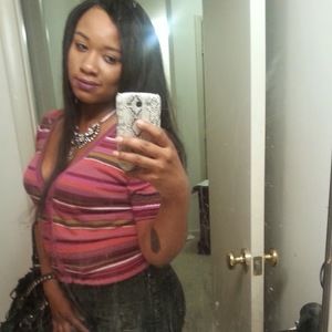 Meet your Posher, Mecca