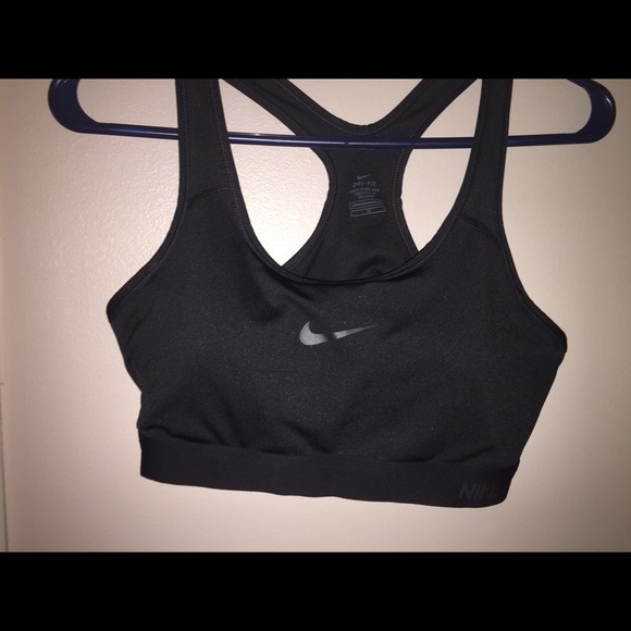 Sports bra
