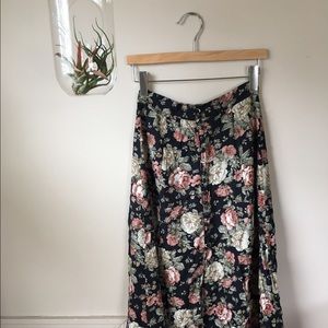 Vintage floral maxi skirt
