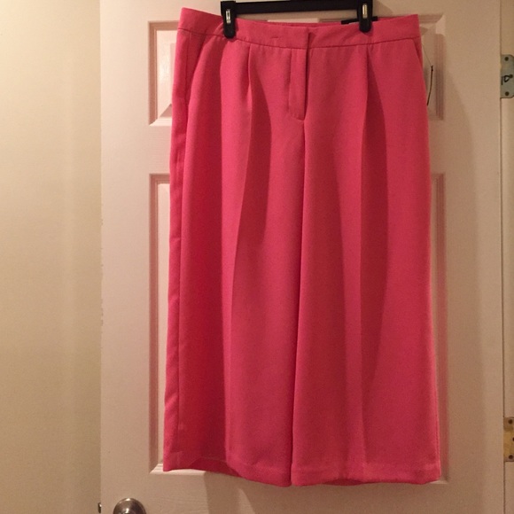Pink wide ankle pants