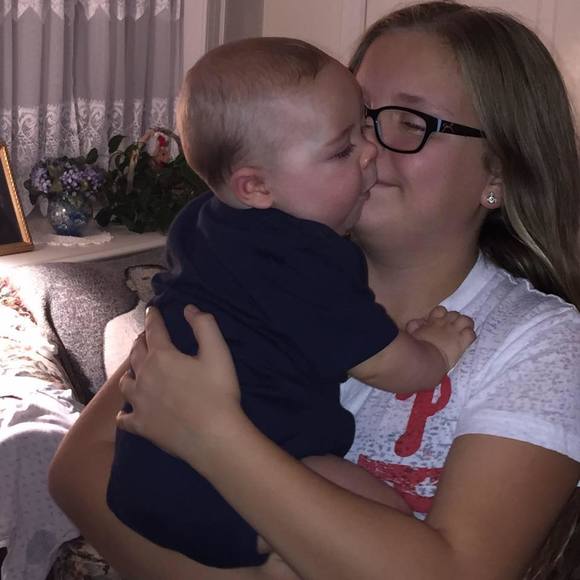 Meet your Posher, Katie - Picture 1 of 1