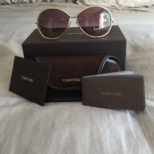 Tom Ford Accessories - ๐SALE๐ Tom Ford "Iris" sunglasses Tom Ford Accessories - ๐SALE๐ Tom Ford "Iris" sunglasses