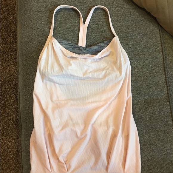 Gorgeous Lulu low back tank!