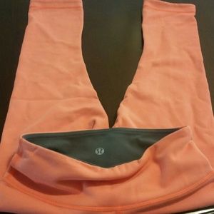 Lululemon cropped pants