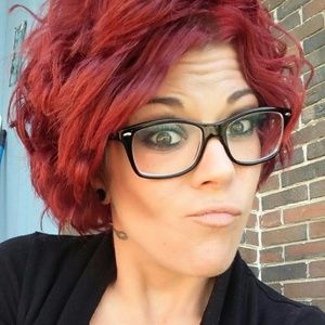 Meet your Posher, Andrea