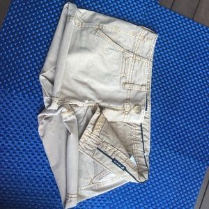 American Eagle khaki shorts