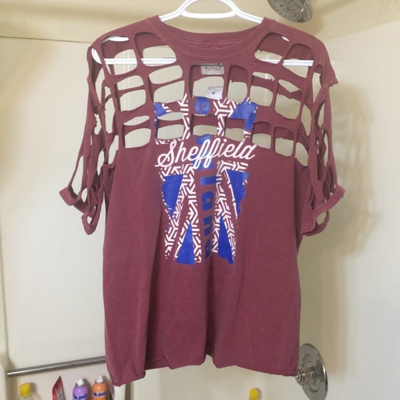 SOLD NWT LF Vintage Holey tee - Picture 2 of 4