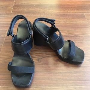 *sale* Authentic Vintage Gucci Black Sandals