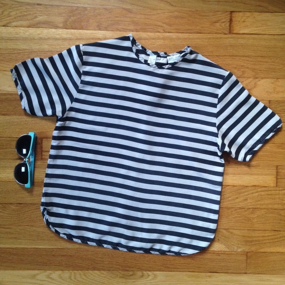 Silk striped top - slouchy fit w/ button details.