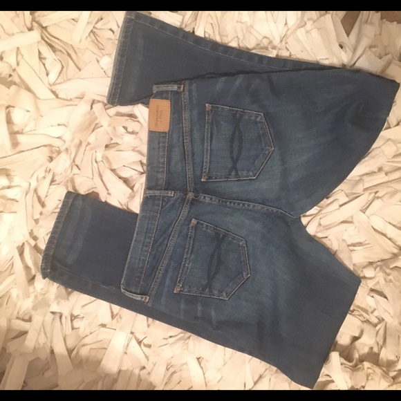 Abercrombie and Fitch size 27 jeans