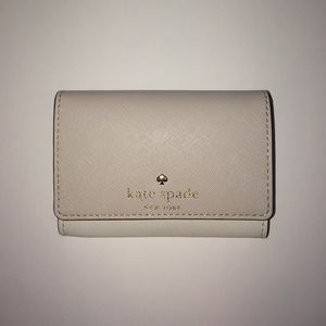NEVER BEEN USED Kate Spade wallet