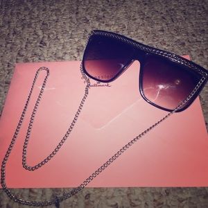 Black Shades w Chain
